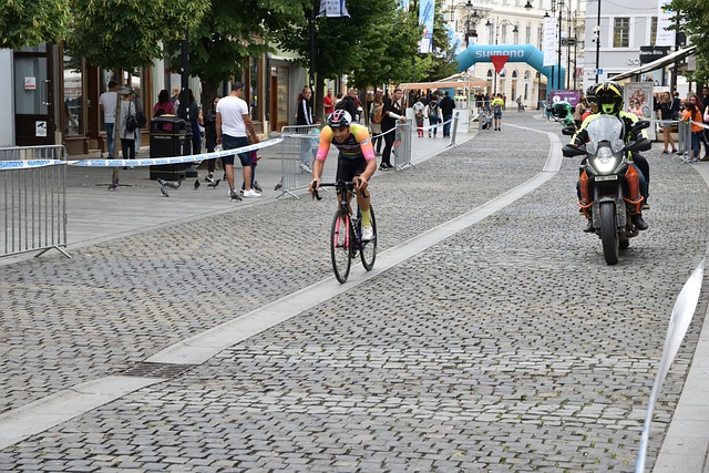 连续四场对 连续四场对