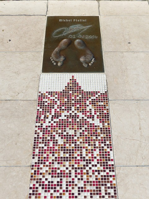 式都体现出 式都体现出